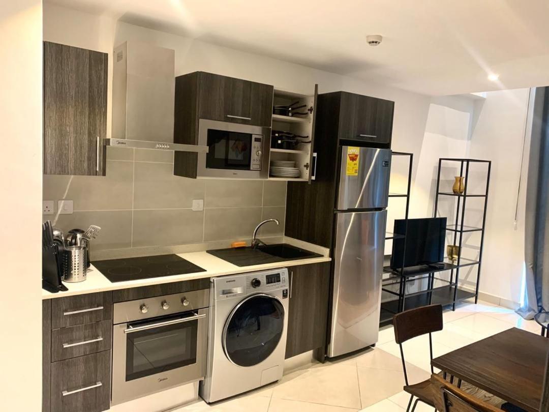 One Bedroom Apartment At A Embassy Gardens Cantonments Acra Exterior foto