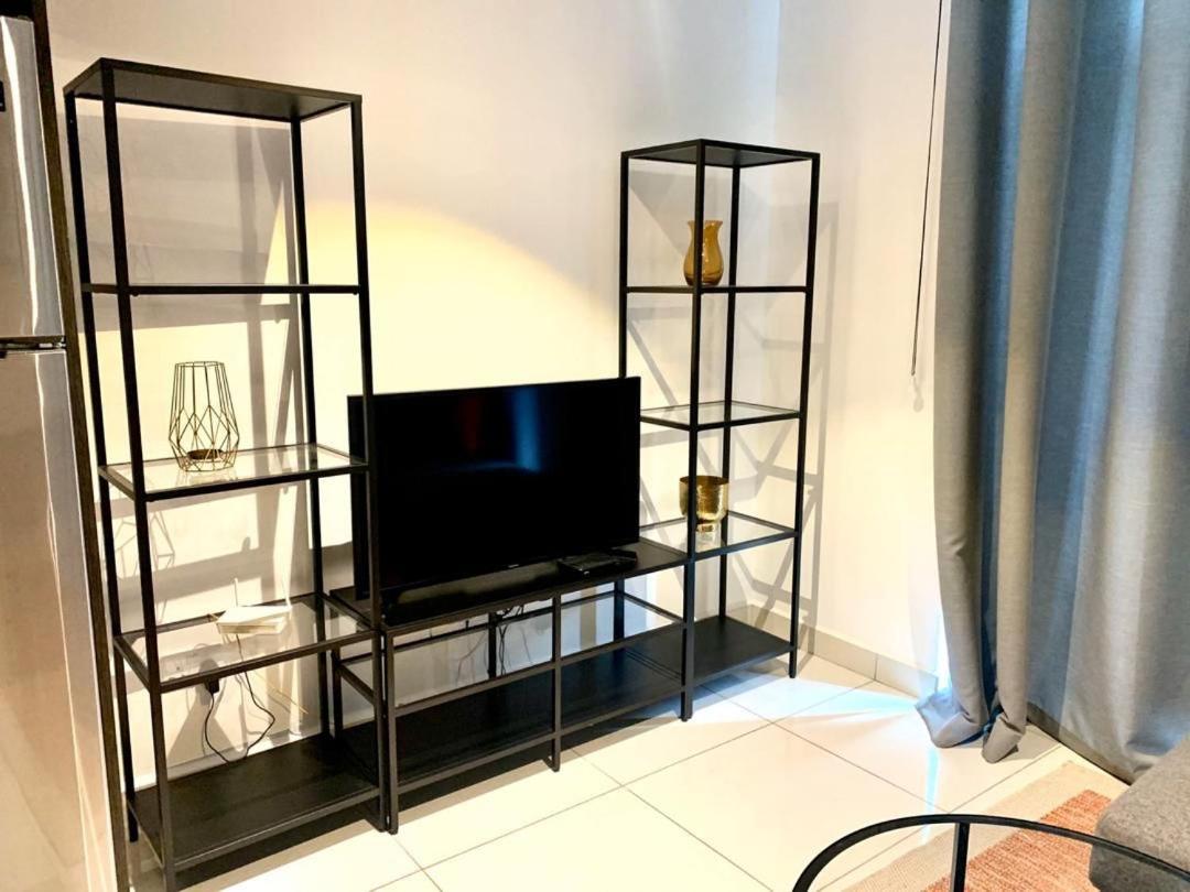 One Bedroom Apartment At A Embassy Gardens Cantonments Acra Exterior foto